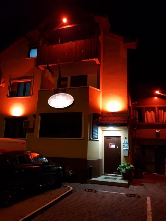Pensiunea Red Rose Apartments Timisoara Exterior photo