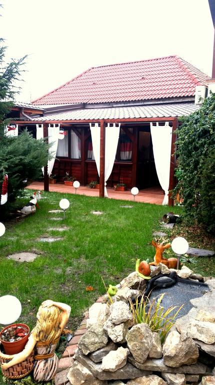 Pensiunea Red Rose Apartments Timisoara Exterior photo